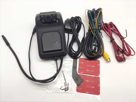 شاشة وقوف السيارات 4G واي فاي Dashcam مع زاوية عرض 170 درجة للمركبات