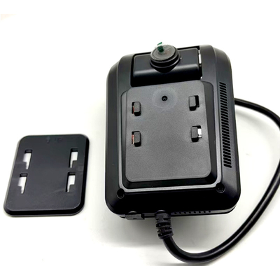 تصميم DMS الذكي و ADAS AI Dashcam كل شيء في واحد مع عرض 4G / WiFi / GPS الأمامي المدمج